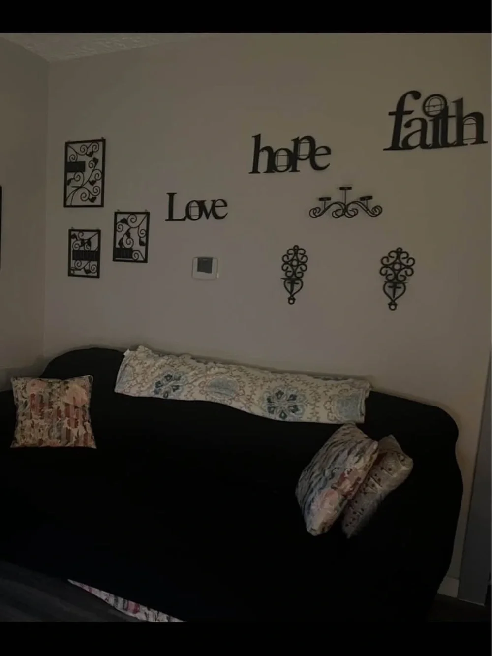 Decorative Wall Word and Scroll Set - Black -